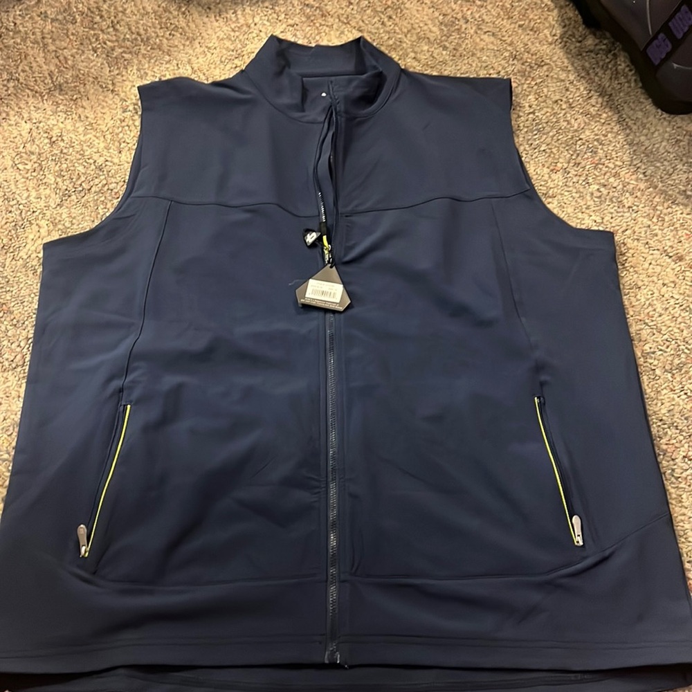 Nwts!! Golf vest!